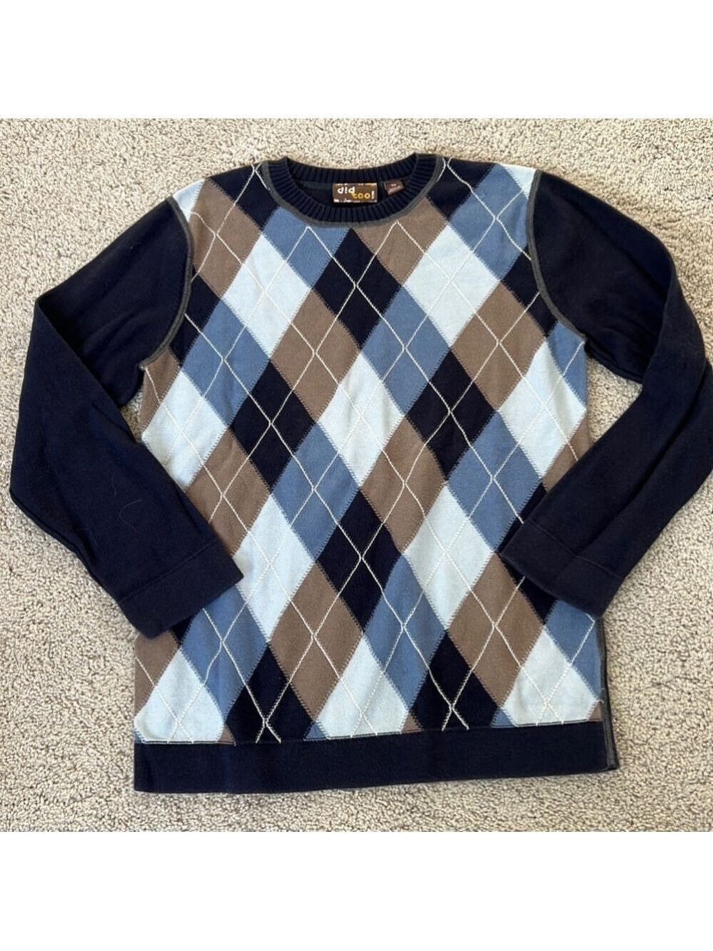 Boys vintage did too! Argyle sweater. Size 7x